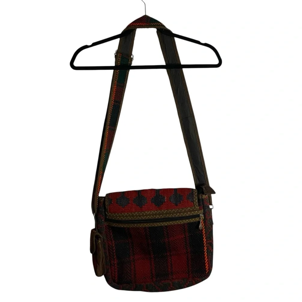 Vintage Multicolor Patterned Wool Knit Shoulder Crossbody Bag - Picture 10 of 11